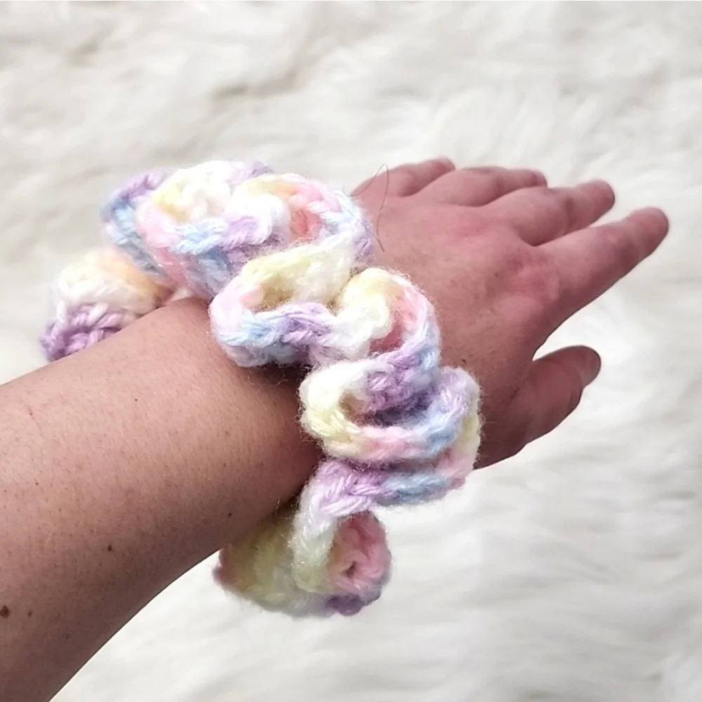 Handmade Textured Crocheted Scrunchies Ponytail Holder Hair Tie Set Of 3 - New